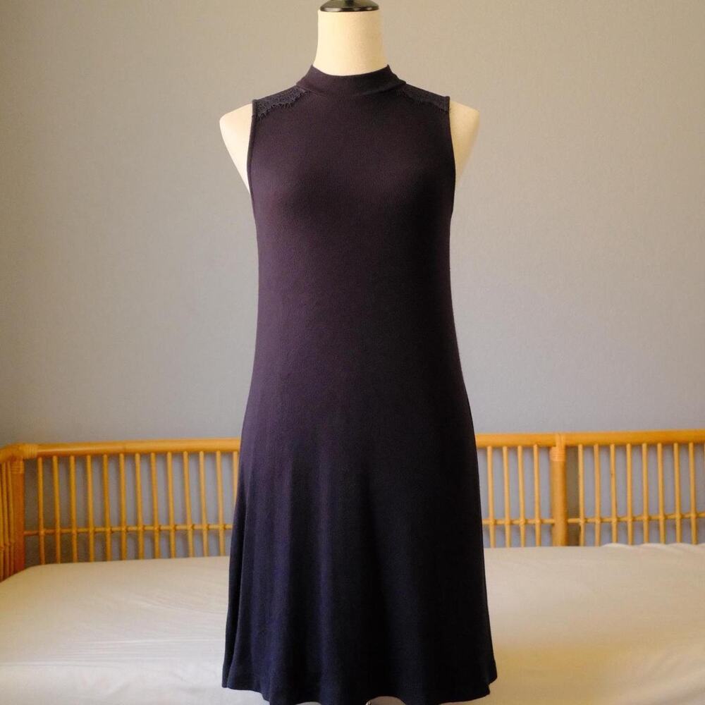 Guess Black Knit Mock Neck Dress – Chic & Minimalist